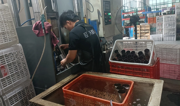 Inner and outer stainless steel bottle forming process for water bottle manufacturing