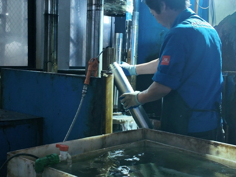 stainless steel vacuum bottle body forming for OEM production