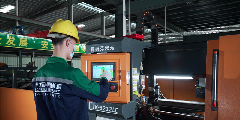 Safety and compliance testing of stainless steel material for insulated water bottles